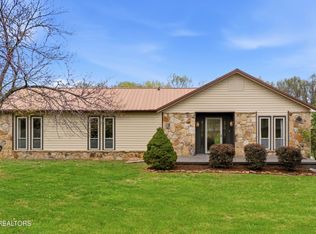 157 Johnson Dr, Lenoir City, TN 37771
