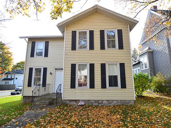 3rd image of 117 Bristol St
