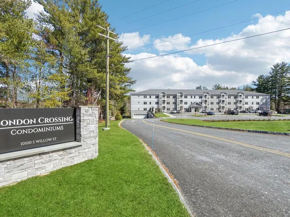 10100 S Willow Street #214, Manchester, NH 03103