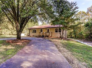 9035 Styers Ferry Rd, Clemmons, NC 27012