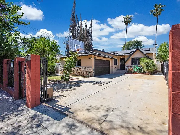 14827 Valerio St, Van Nuys, CA 91405