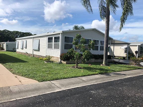 3rd image of 15717 Breezy Point Dr #143