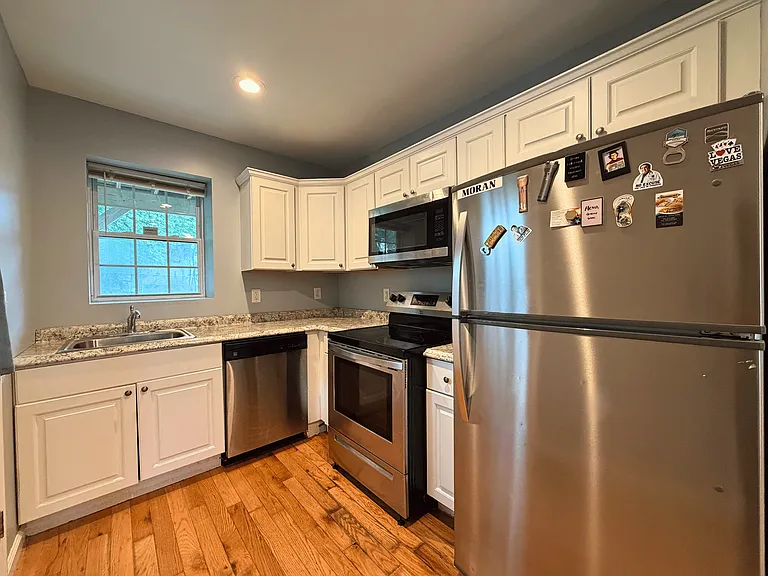 274 Walsh Ave #1 — Photo 6