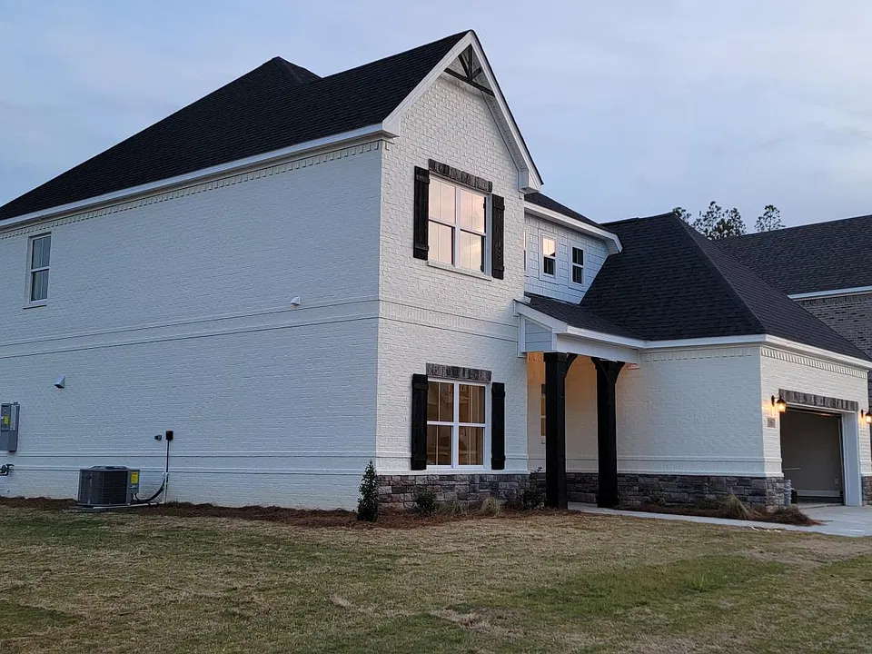 1867 Waterfall Rd