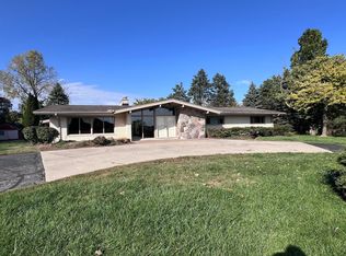 46200 N Territorial Rd, Plymouth, MI 48170