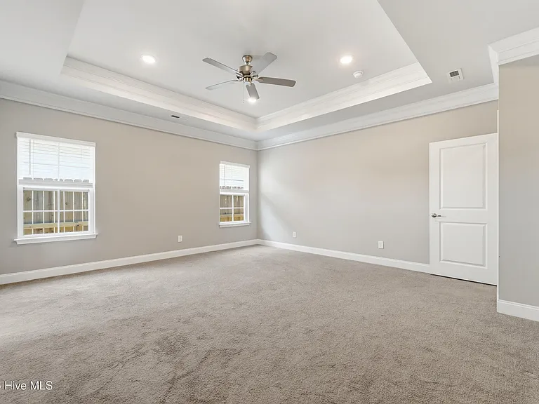 755 Greenwich Pl — Photo 26