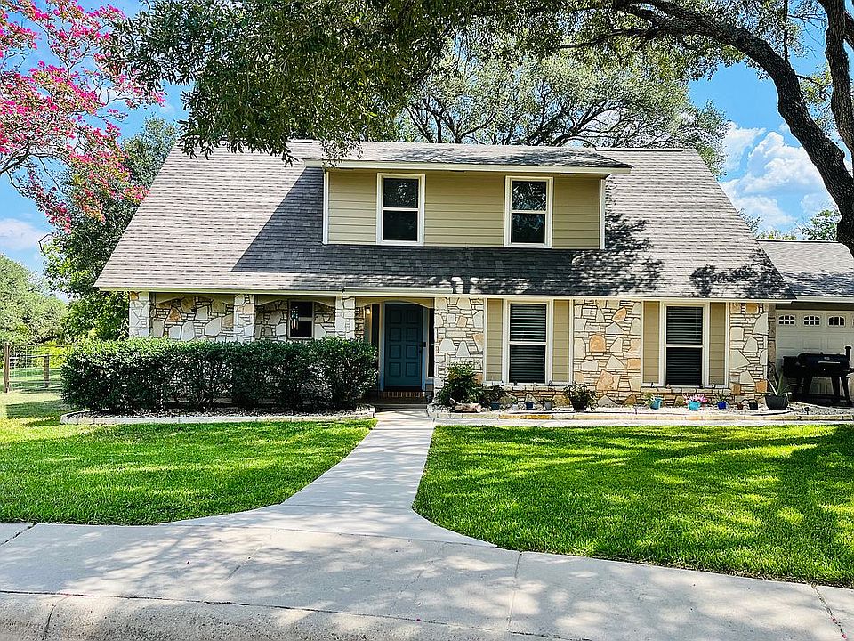 1st image of 214 Park Village Ln