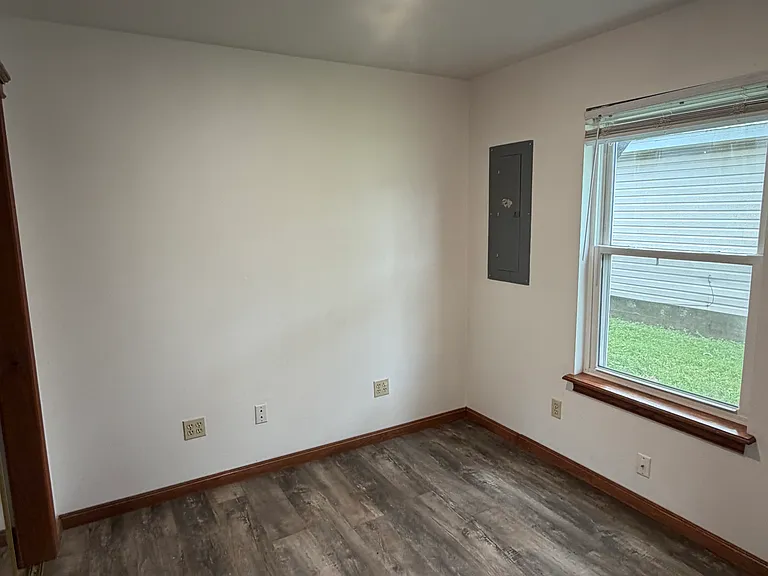 312 S Olive St #D — Photo 5