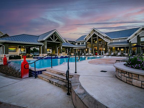Resort-Style Swimming Pool