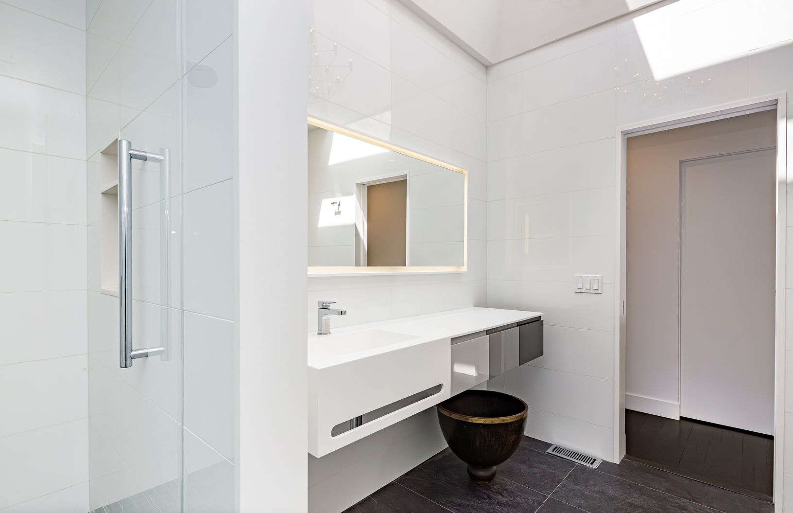  Primary Bathroom with tub & shower