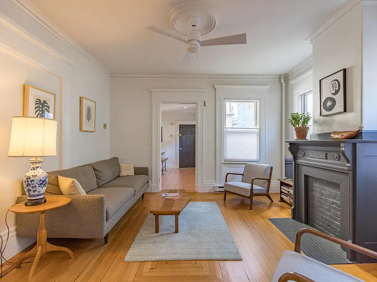21 Hanover St #1 — Photo 2