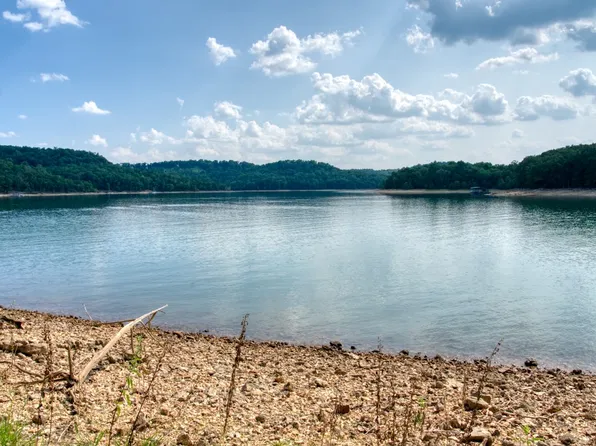 Edgewater Dr #2, Eureka Springs, AR 72631