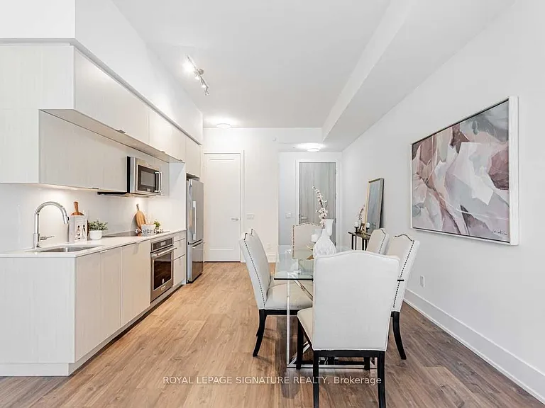 80 Vanauley St #415 — Photo 3