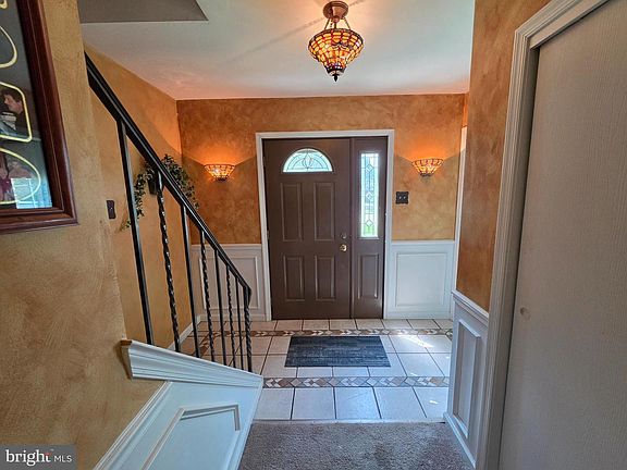 5th image of 17 Parkview Dr