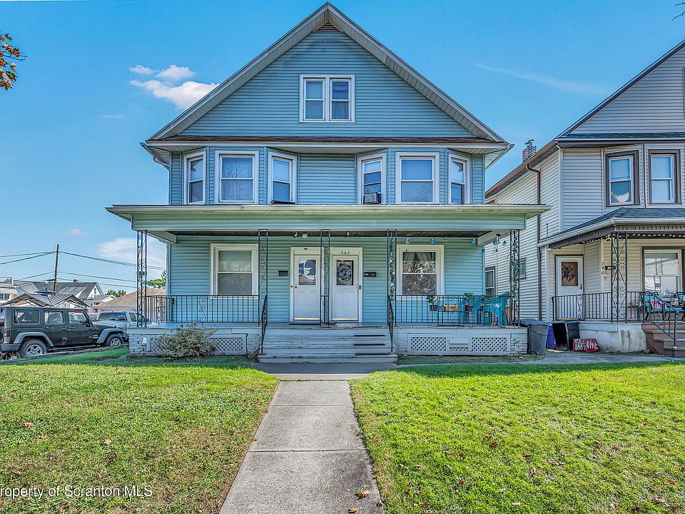 1st image of 742-744 N Bromley Ave