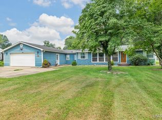 250 Hi Pointe Pl, East Alton, IL 62024