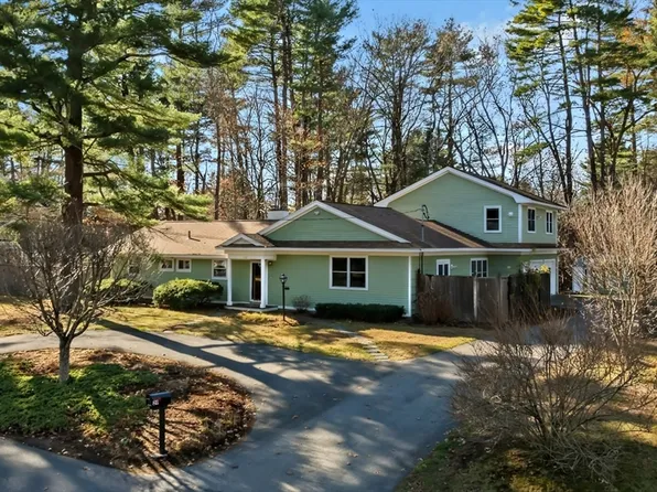 29 Longfellow Rd, Sudbury, MA 01776