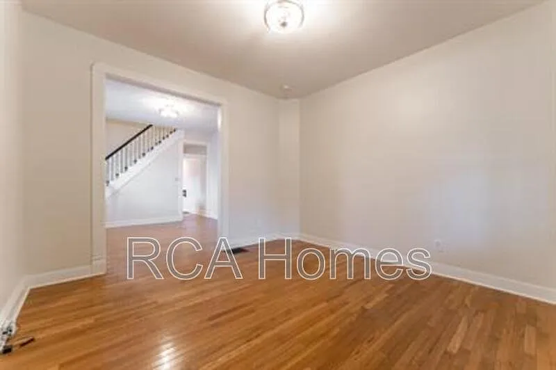 2 bed, 1.0 bath, 1014 sqft, $1,800 — Photo 4