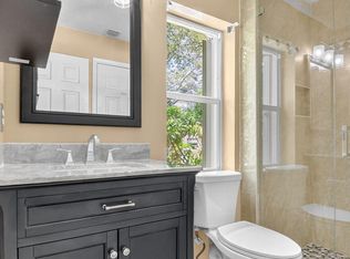 1091 Woodfield Rd, Greenacres, FL 33415