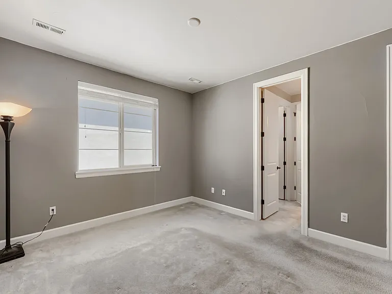 10605 Ladera Dr — Photo 21