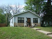 1st image of 1410 Oakley Ave