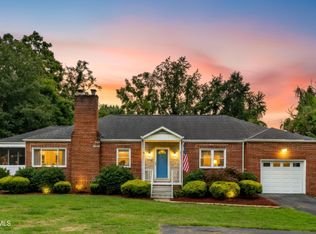 512 W Carters Valley Rd, Kingsport, TN 37665