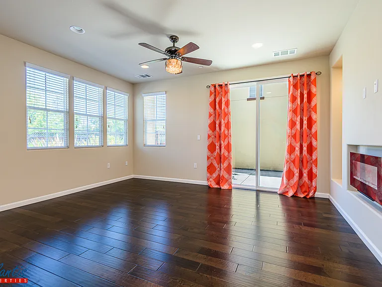 822 Tina Speciale Pl — Photo 3