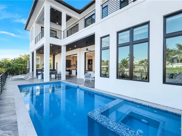 771 Orchid CT, MARCO ISLAND, FL 34145