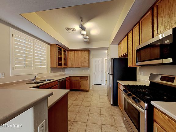 4th image of 3434 W SOUTH BUTTE Road