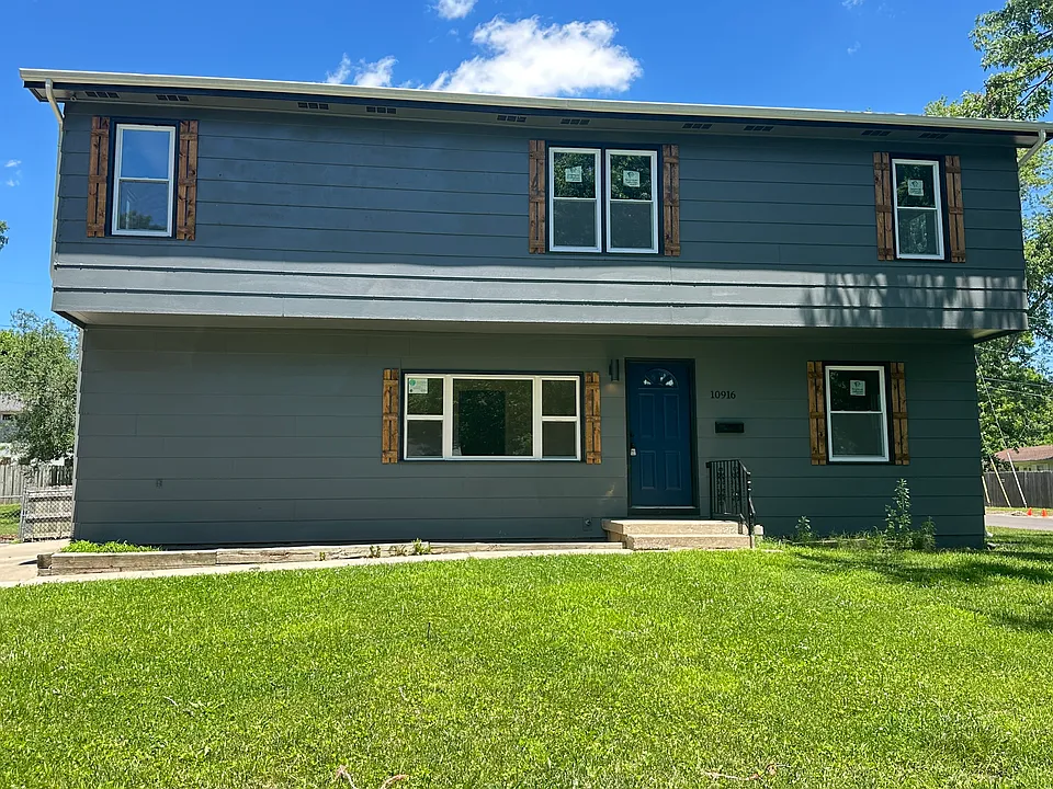 10916 E 81st Ter