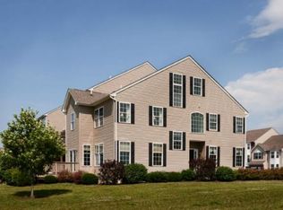 5384 W Spring Ridge Dr, Lower Macungie Township, PA 18062