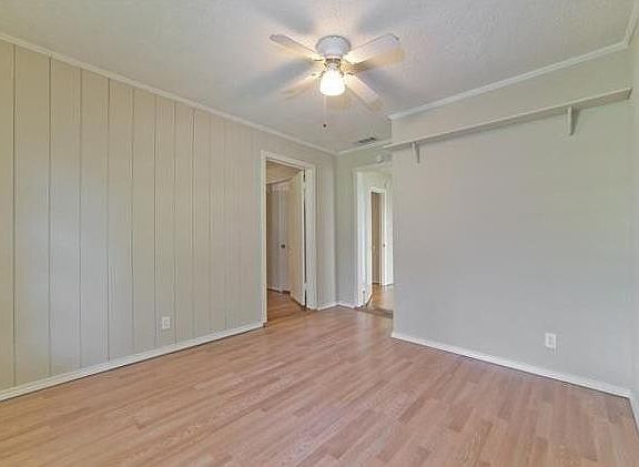 3rd image of 6403 Anita St