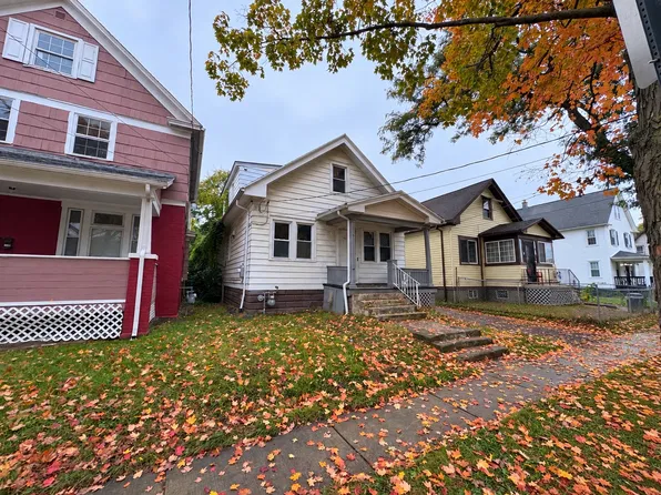 75 Crombie St, Rochester, NY 14605