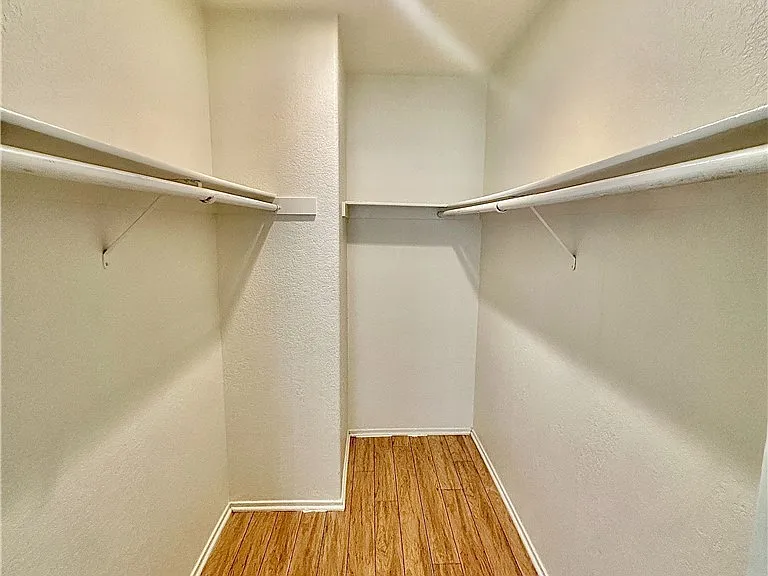 5042 Rainbow Blvd #106 — Photo 12
