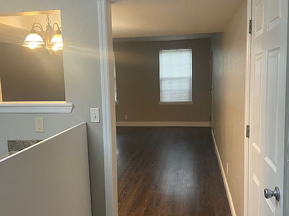 4th image of 2723 Folts Dr APT 125