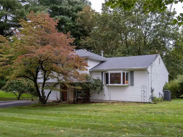 647 New Hempstead Road, Spring Valley, NY 10977