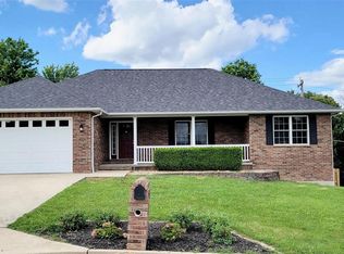 1215 Britt Ln, Rolla, MO 65401