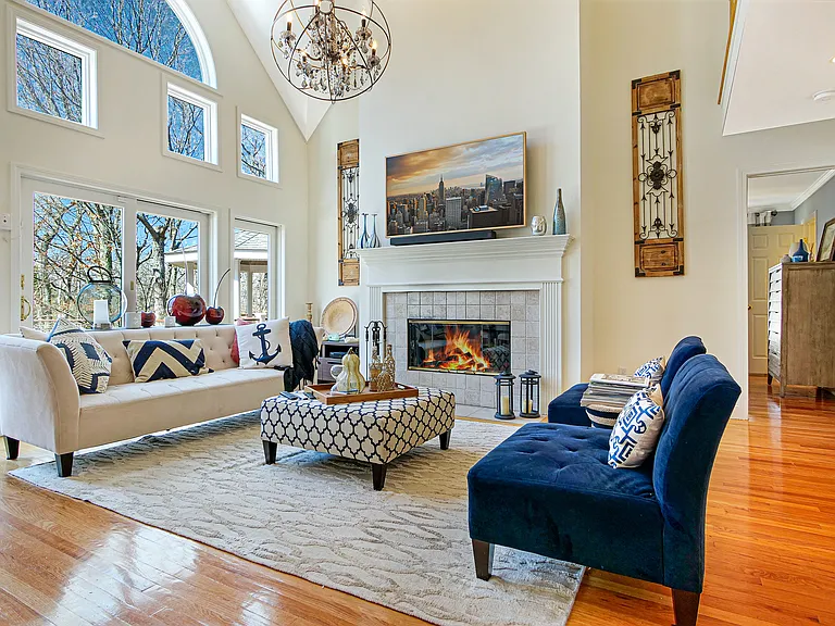 105 Northside Dr — Photo 5