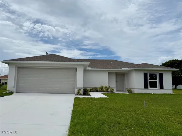 206 NW 13th Ter, Cape Coral, FL 33993
