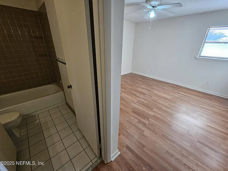 1307 River Hills Cir E #16 — Photo 15