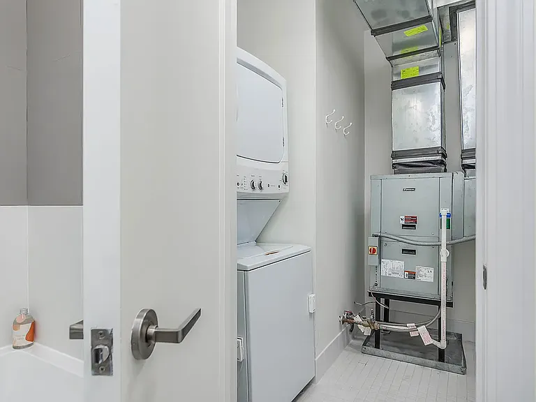 42 Maspeth Ave #1B — Photo 5