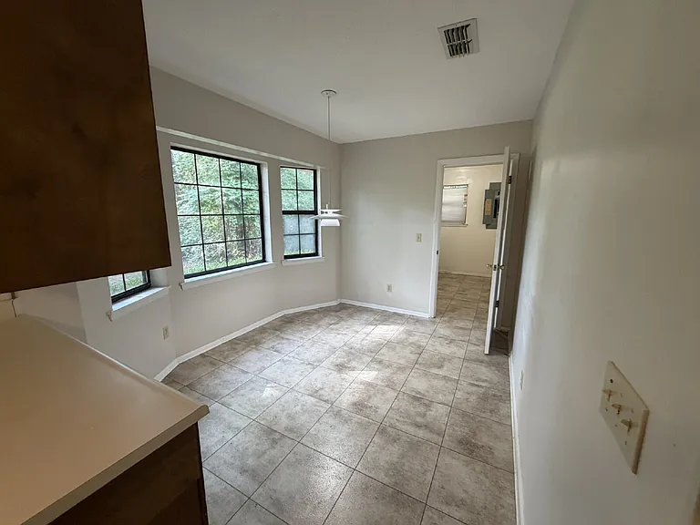 307 Kuwe Trl — Photo 5
