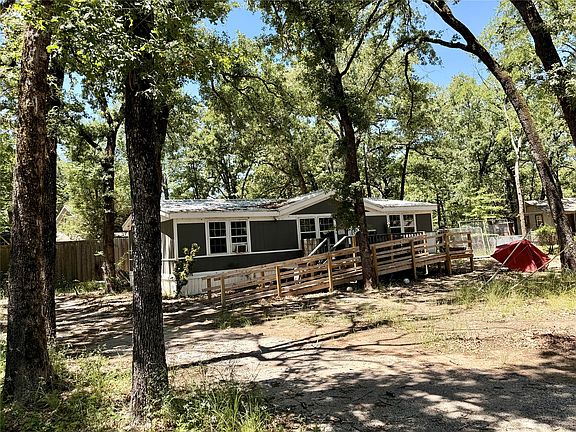4th image of 115 Fernwood Dr