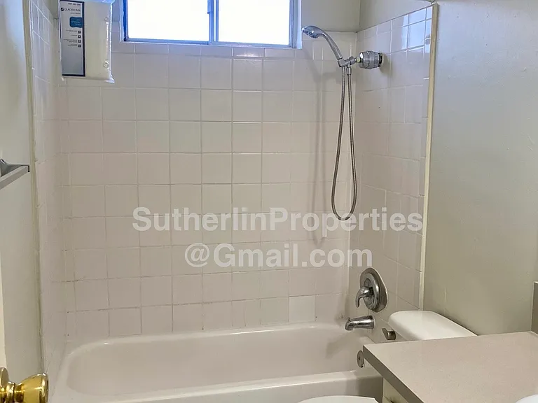 5649 N Myrtle Ave — Photo 15