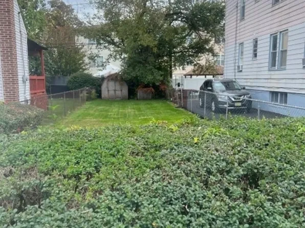 446 Halsted St, East Orange City, NJ 07018
