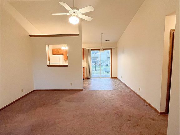 2nd image of 2718 Plaza Ln