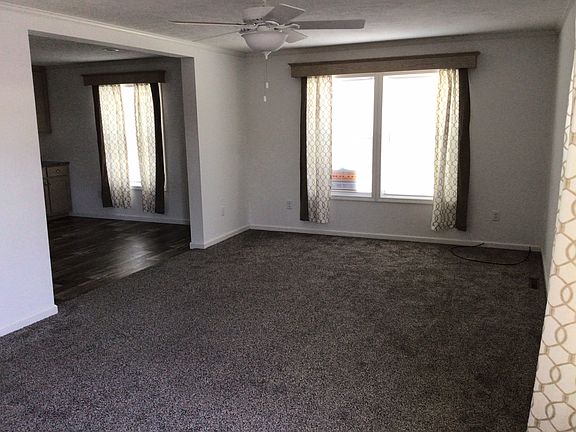 4th image of 219 Lake Shore Dr #219