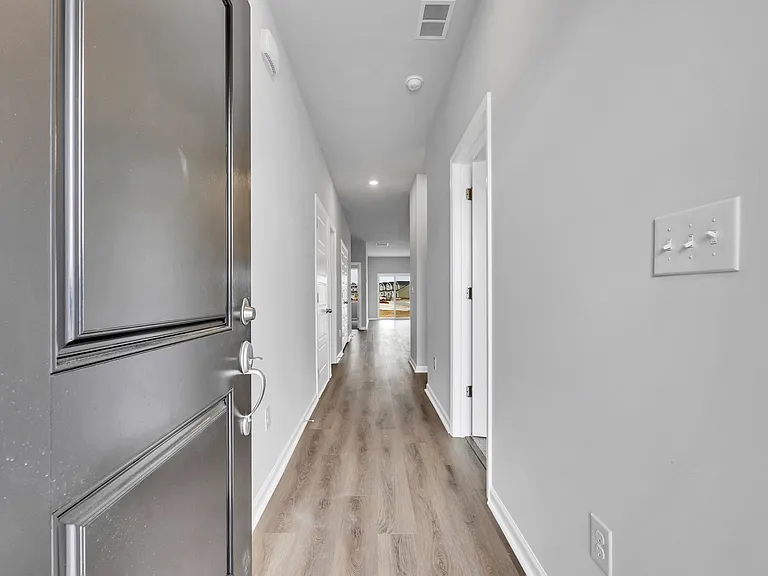138 Talladega Dr — Photo 3