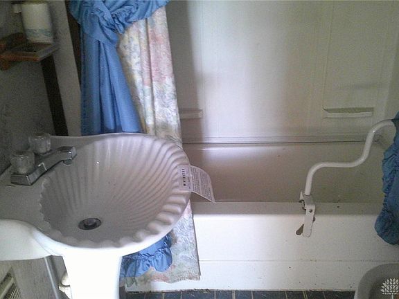 5th image of 174 Camden West Elkton Rd