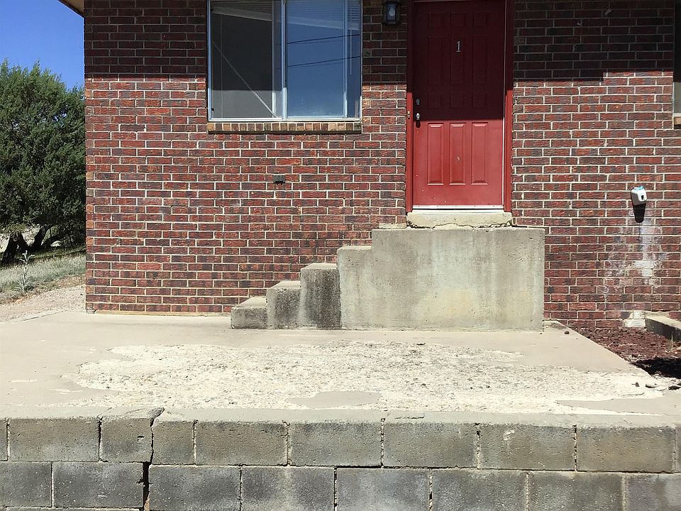 1st image of 300 Hidden Way APT 1